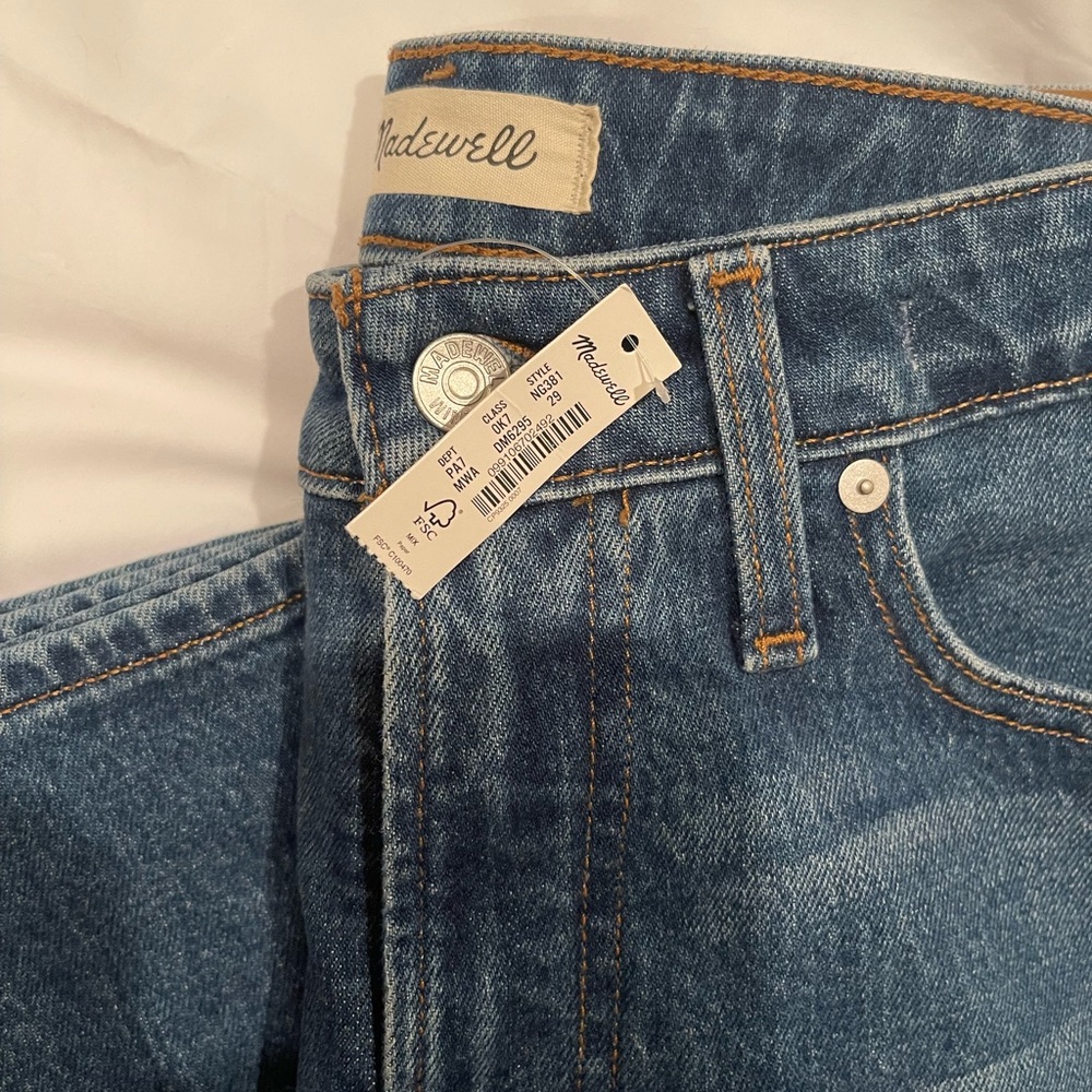 Madewell The Curvy Perfect Vintage Jean in size 29 Regular Length